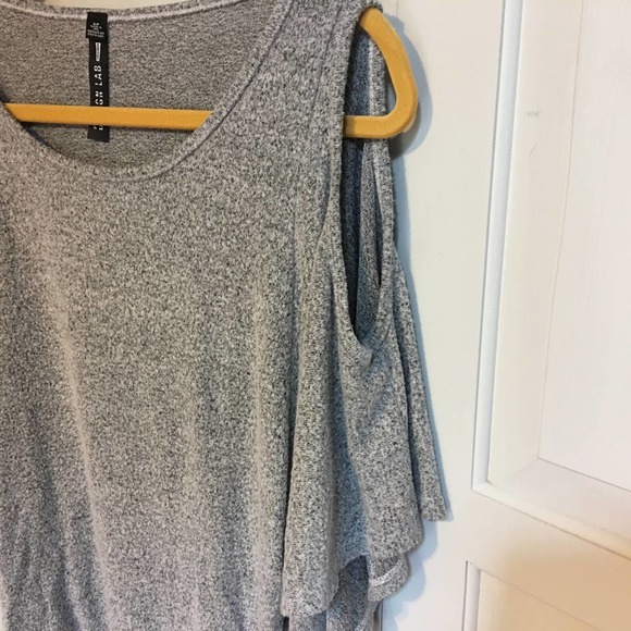 Design Lab Lord & Taylor Top - Picture 5 of 7